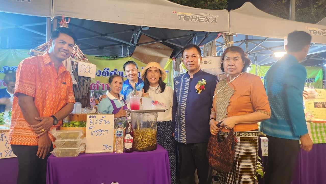 …พช.นครนายก ร่วมงานของดีอำเภอบ้านนา ประจำปี 2566