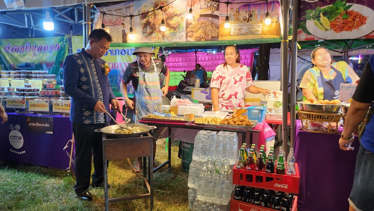 …พช.นครนายก ร่วมงานของดีอำเภอบ้านนา ประจำปี 2566