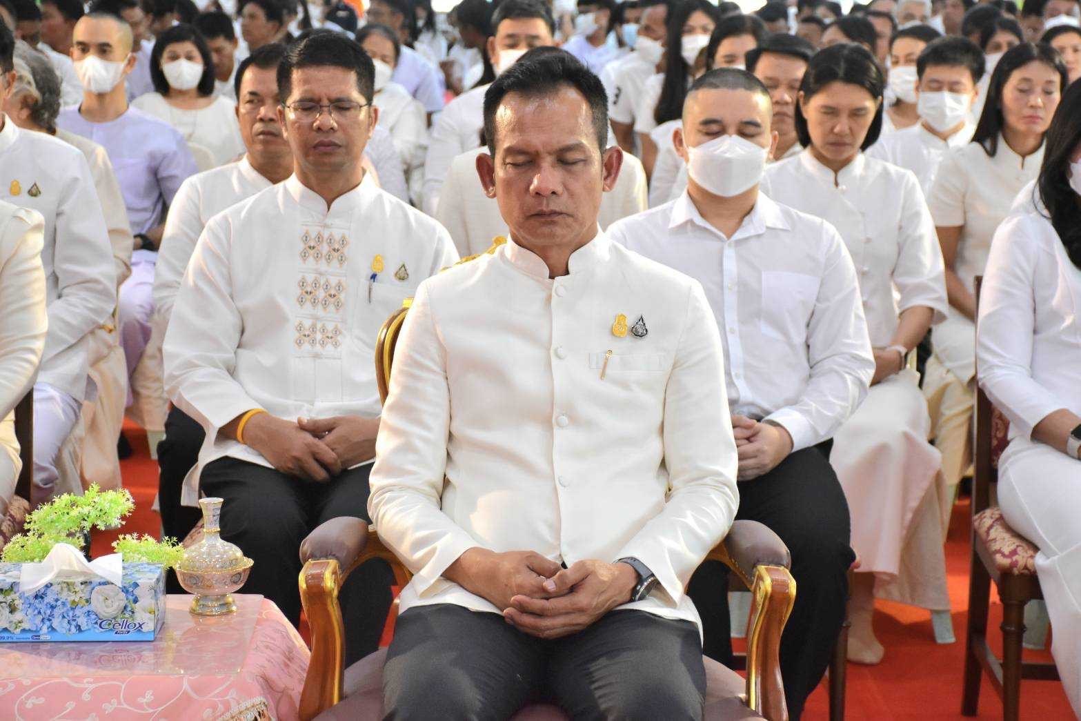 …พช.นครนายก ร่วมพิธีเจริญพระพุทธมนต์ เฉลิมพระเกียรติพระบาทสมเด็จพระเจ้าอยู่หัว สมเด็จพระนางเจ้าสิริกิติ์ พระบรมราชินีนาถ พระบรมราชชนนีพันปีหลวง สมเด็จพระนางเจ้าฯ พระบรมราชินี และสมเด็จพระเจ้าลูกเธอ เจ้าฟ้าพัชรกิติยาภา นเรนทิราเทพยวดี กรมหลวงราชสาริณีสิริพัชร มหาวัชรราชธิดา ประจำปีพุทธศักราช 2566