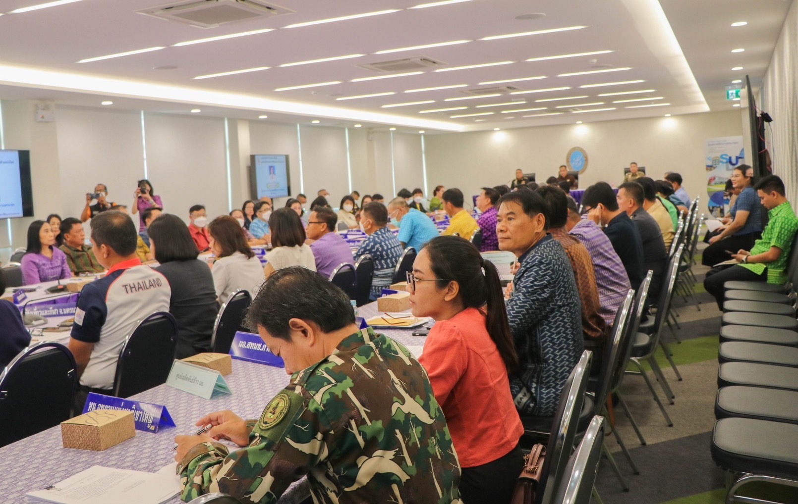 …พช.นครนายก ร่วมประชุมคณะกรมการจังหวัดและหัวหน้าส่วนราชการ