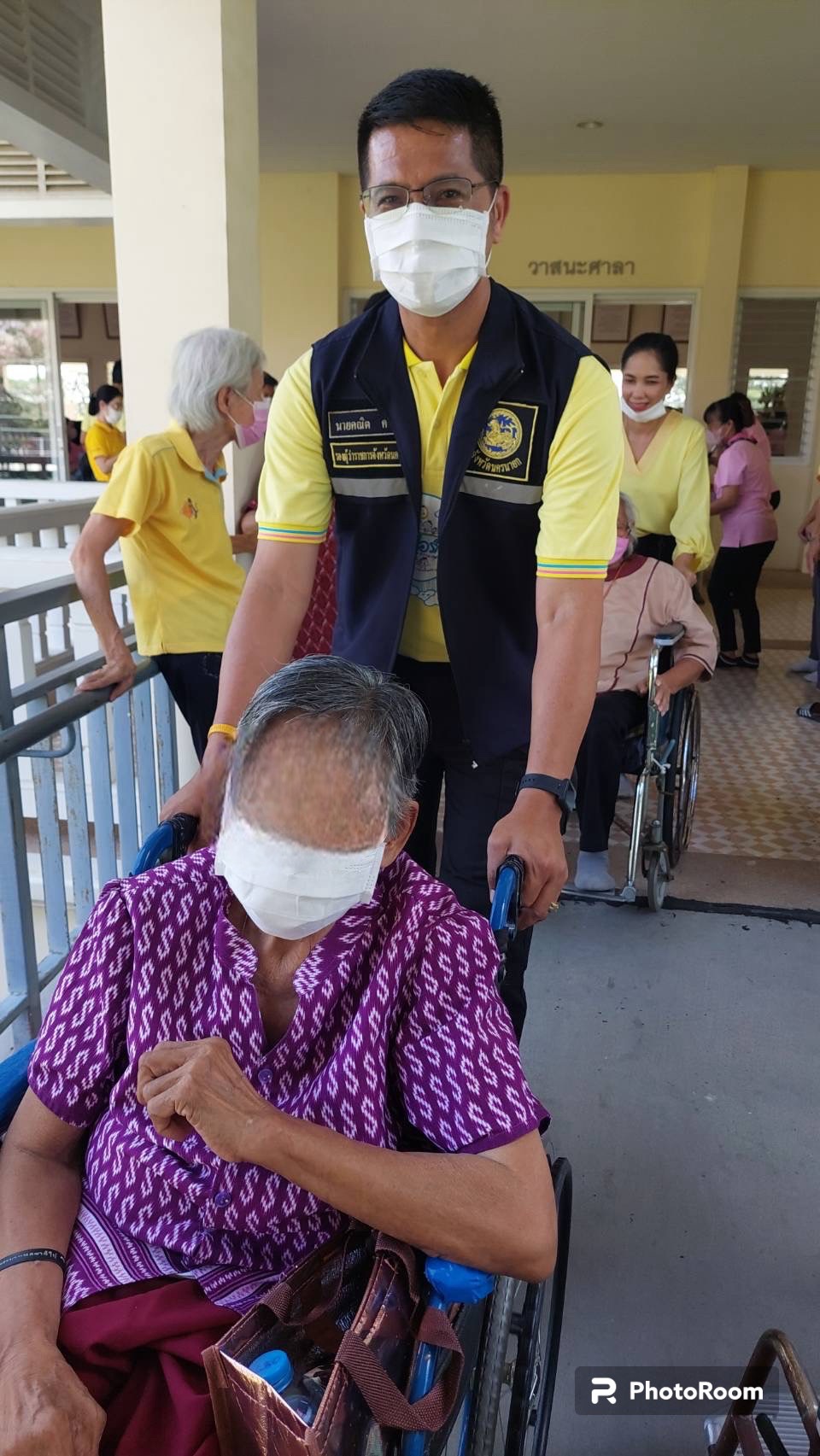 …พช.นครนายก ร่วมลงพื้นที่ให้กำลังใจหญิงชราไร้ที่พึ่งบ้านสุทธาวาส องครักษ์