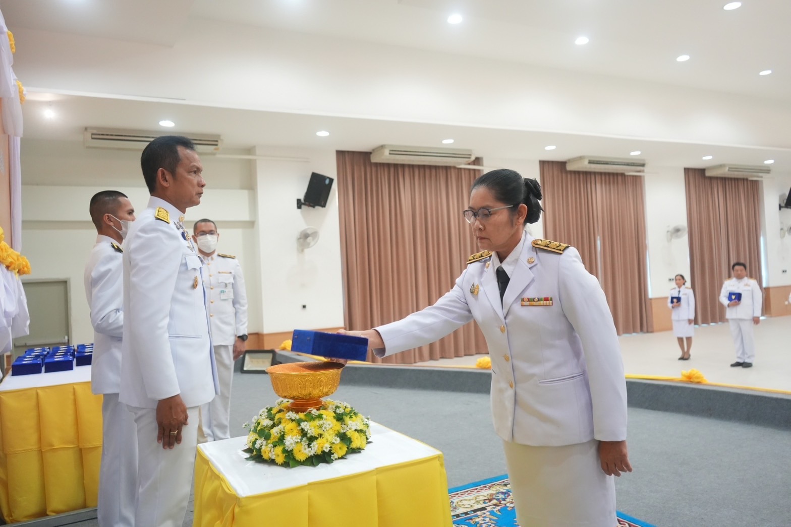 …พช.นครนายก ร่วมแสดงความยินดีกับข้าราชการที่ได้รับพระราชทานเครื่องราชอิสริยาภรณ์ชั้นสายสะพาย ประจำปี 2565 และประจำปี 2566