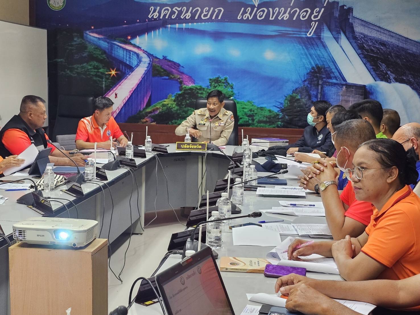 …พช.นครนายก ร่วมประชุมคณะทำงานเฝ้าระวังปัญหายาเสพติด (โต๊ะข่าว)