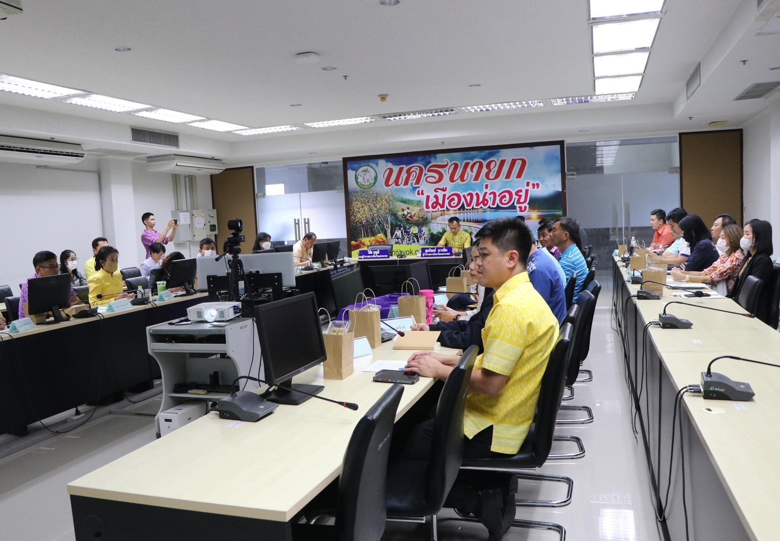 …พช.นครนายก ร่วมประชุมพิจารณาแผนงาน Mahasongkran World Festival ผ่านระบบวีดิทัศน์ทางไกล (VCS)