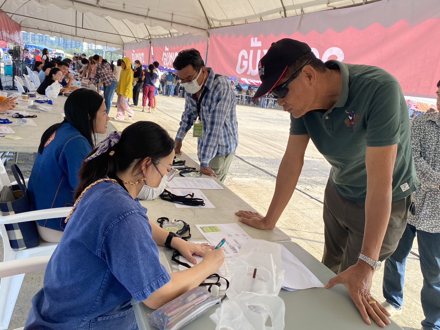 …จังหวัดนครนายก ขนทัพผู้ผลิต ผู้ประกอบการ OTOP เข้าเมืองกรุง เตรียมพร้อมจำหน่ายสินค้างาน OTOP City 2023