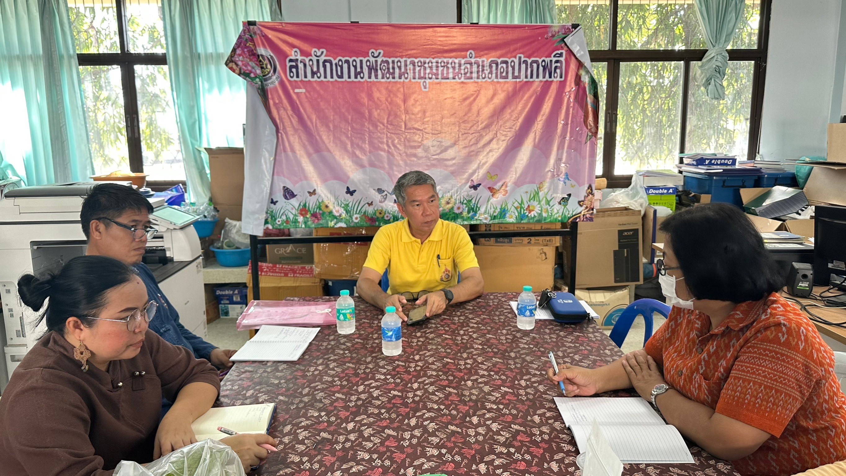 …พช.นครนายก ลงพื้นที่ติดตามการดำเนินงานตามแผนปฏิบัติงานและแผนการใช้จ่ายงบประมาณ ประจำปีงบประมาณ พ.ศ. 2567