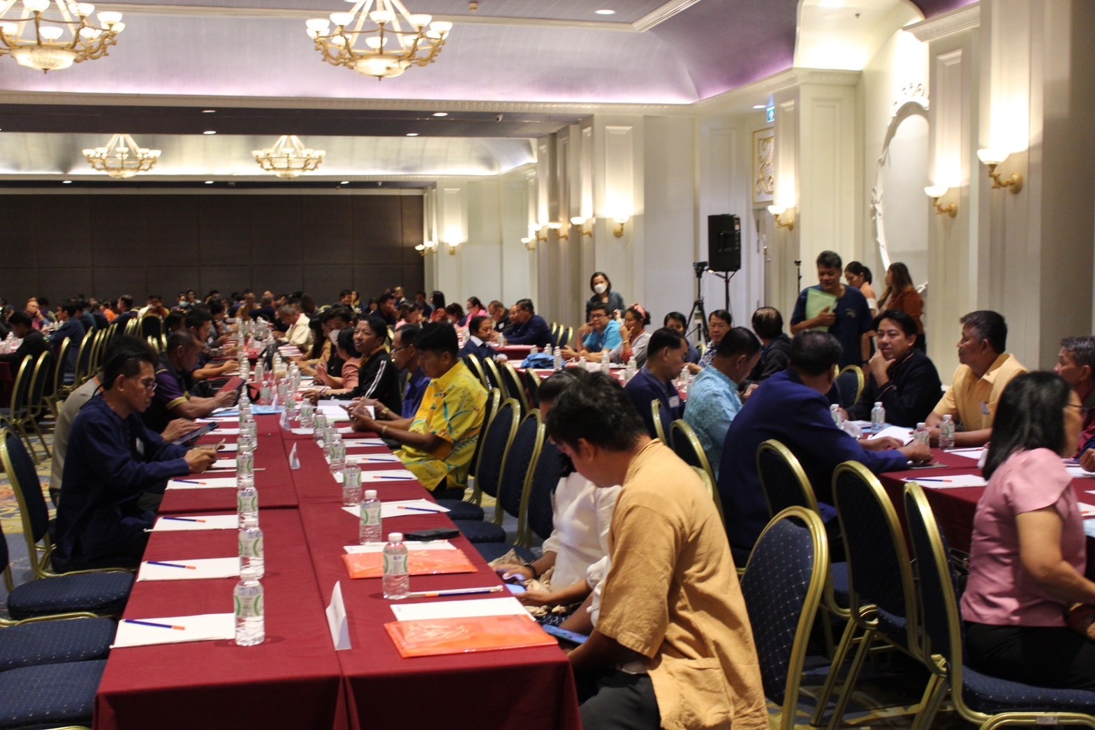 … พช.นครนายก ร่วมสร้างเครือข่ายศูนย์เรียนรู้การพัฒนาคุณภาพชีวิตตามหลักทฤษฎีใหม่ ประยุกต์สู่ “โคก หนอง นา โมเดล”