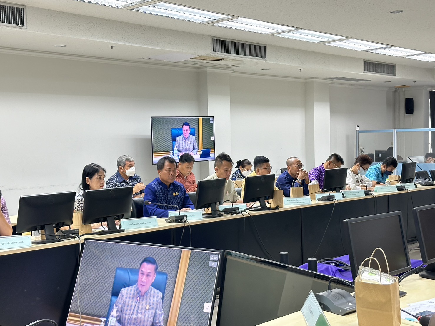 …พช.นครนายก ร่วมประชุมขับเคลื่อนและติดตามนโยบายของรัฐบาลและภารกิจสำคัญของกระทรวงมหาดไทย