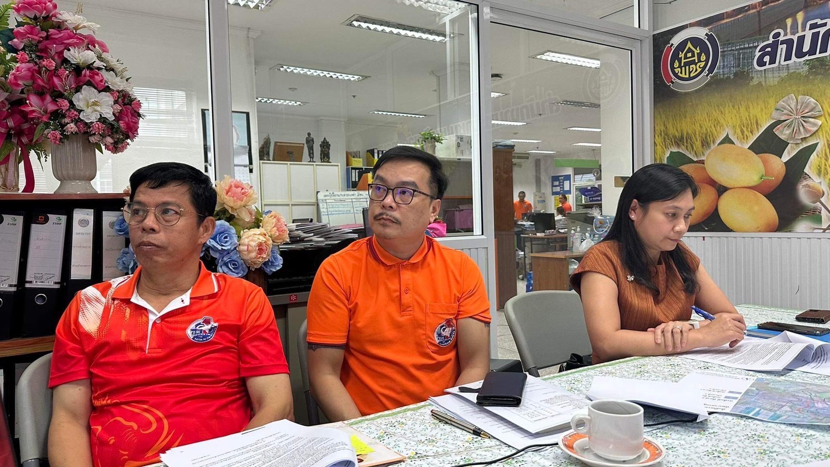 📣📣พช.นครนายก ร่วมประชุมคณะทำงานดำเนินการจัดทำผังการใช้ประโยชน์ที่ดิน แบบรูปรายการ และประมาณการราคา ในพื้นที่จังหวัดนำร่องการขับเคลื่อนเขตพัฒนาเศรษฐกิจพอเพียง (SEDZ) ด้วยโมเดลเศรษฐกิจใหม่ ครั้งที่ 10/2566