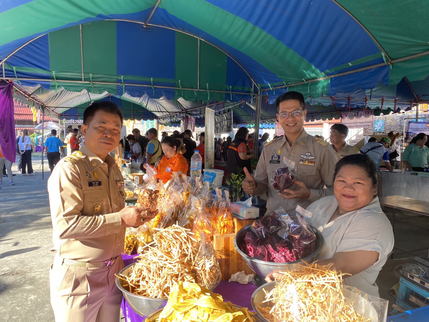 📣📣พช.นครนายกร่วมโครงการ “หน่วยบำบัดทุกข์ บำรุงสุข สร้างรอยยิ้มและความปรองดองสมานฉันท์ให้ประชาชน จังหวัดนครนายก”