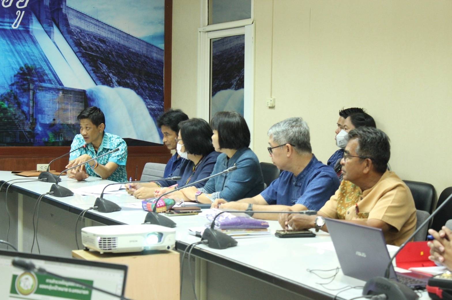 …พช.นครนายก ร่วมประชุมการพัฒนาคุณภาพชีวิตของประชาชนและการขจัดความยากจนในระดับพื้นที่ จังหวัดนครนายก ประจำปีงบประมาณ พ.ศ. 2567