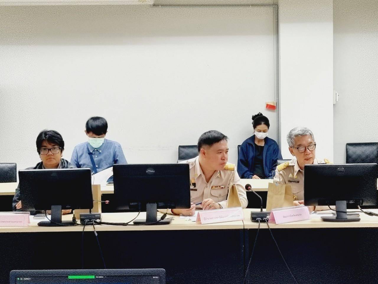 …พช.นครนายก ร่วมรับฟังการนำเสนอ “การออกแบบพื้นที่โครงการพัฒนาแหล่งน้ำ (แก้มลิง) แบบอารยเกษตรตามแนวพระราชดำริ”