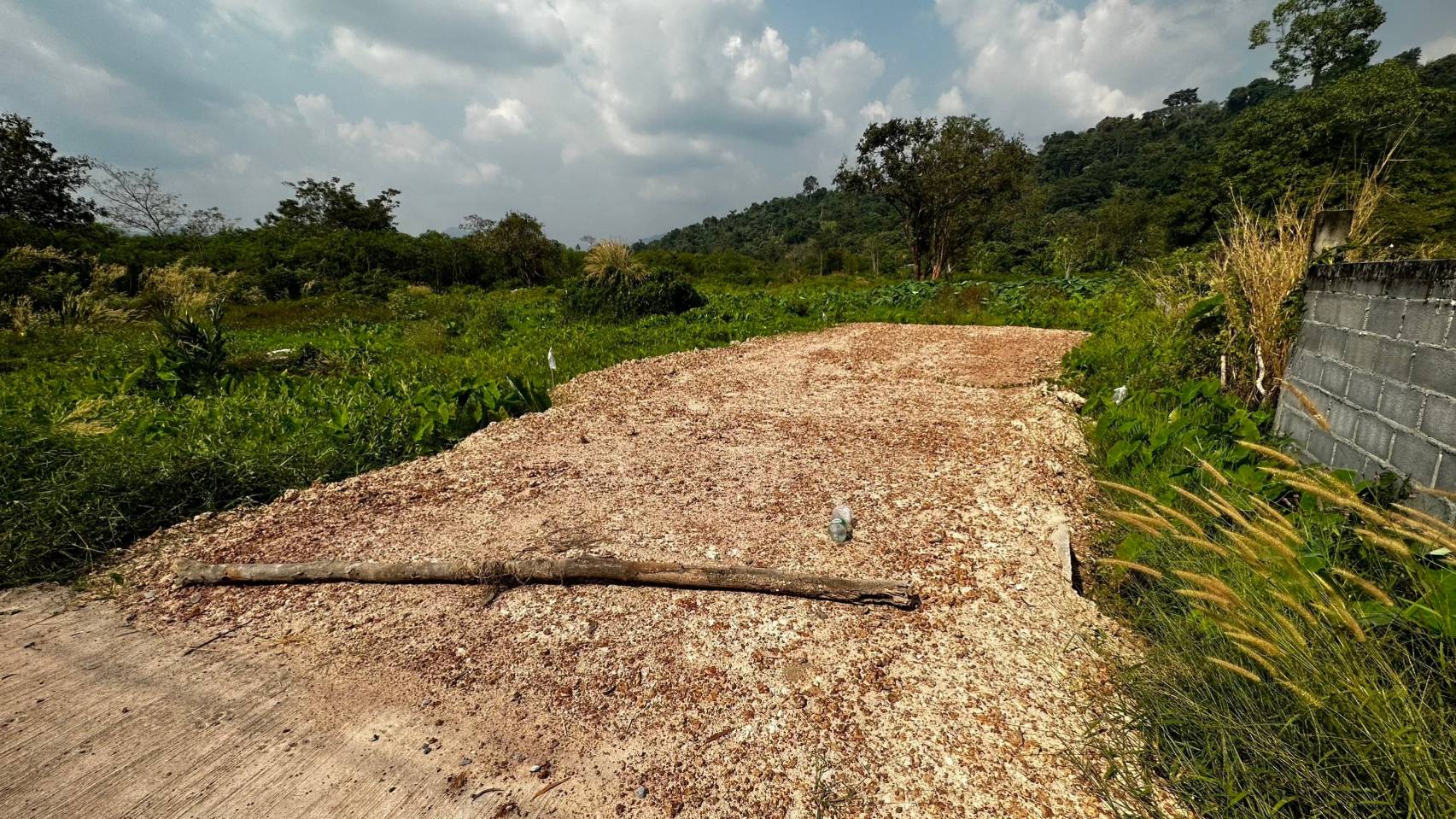 …พช.นครนายก ลงพื้นที่เตรียมความพร้อมครัวเรือนเป้าหมายที่สมัครเข้าร่วมโครงการ บ้านห่วงใยจากใจ GLO