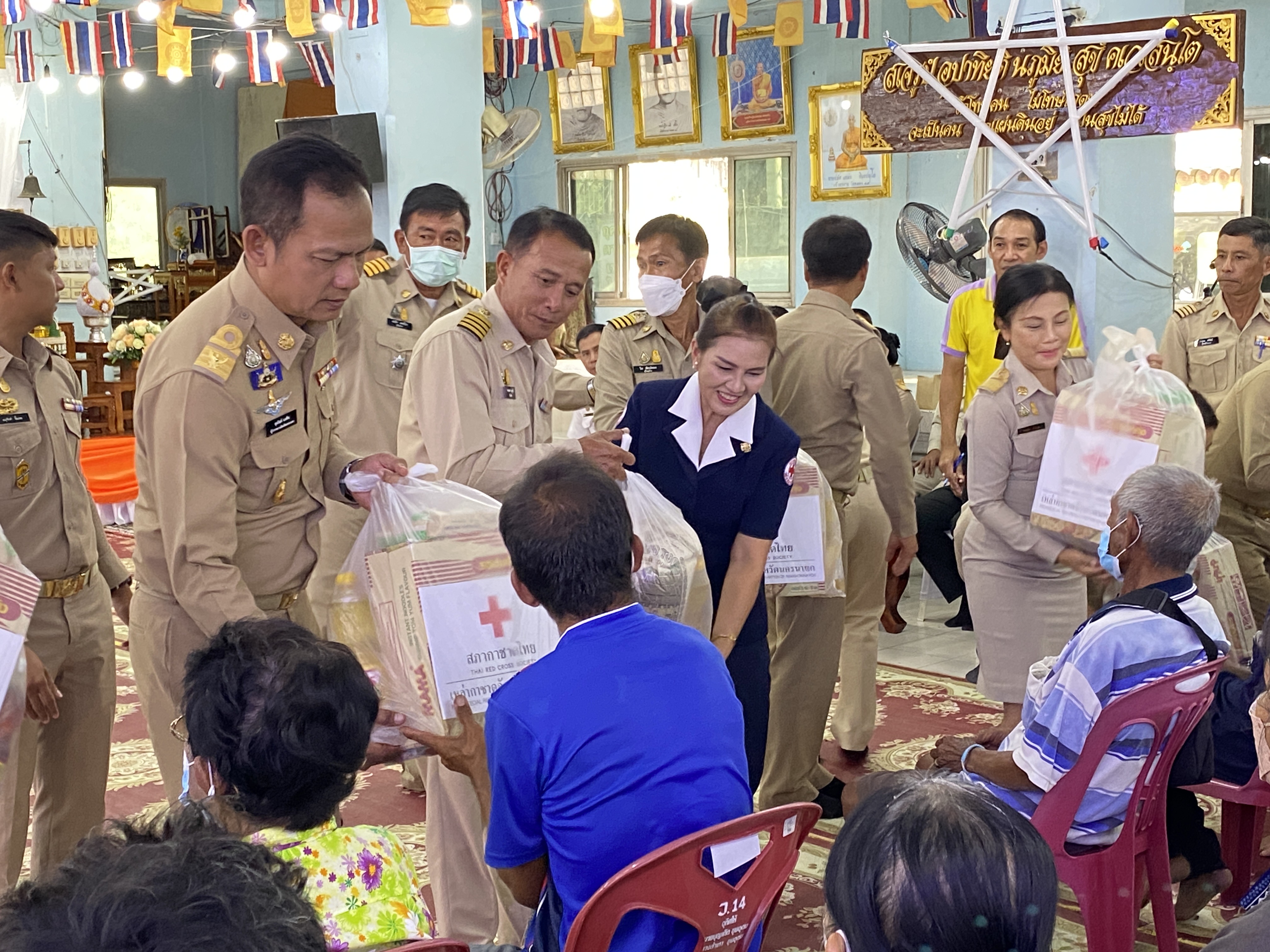 …พช.นครนายกร่วมโครงการ “หน่วยบำบัดทุกข์ บำรุงสุข สร้างรอยยิ้มและความปรองดองสมานฉันท์ให้ประชาชน จังหวัดนครนายก”