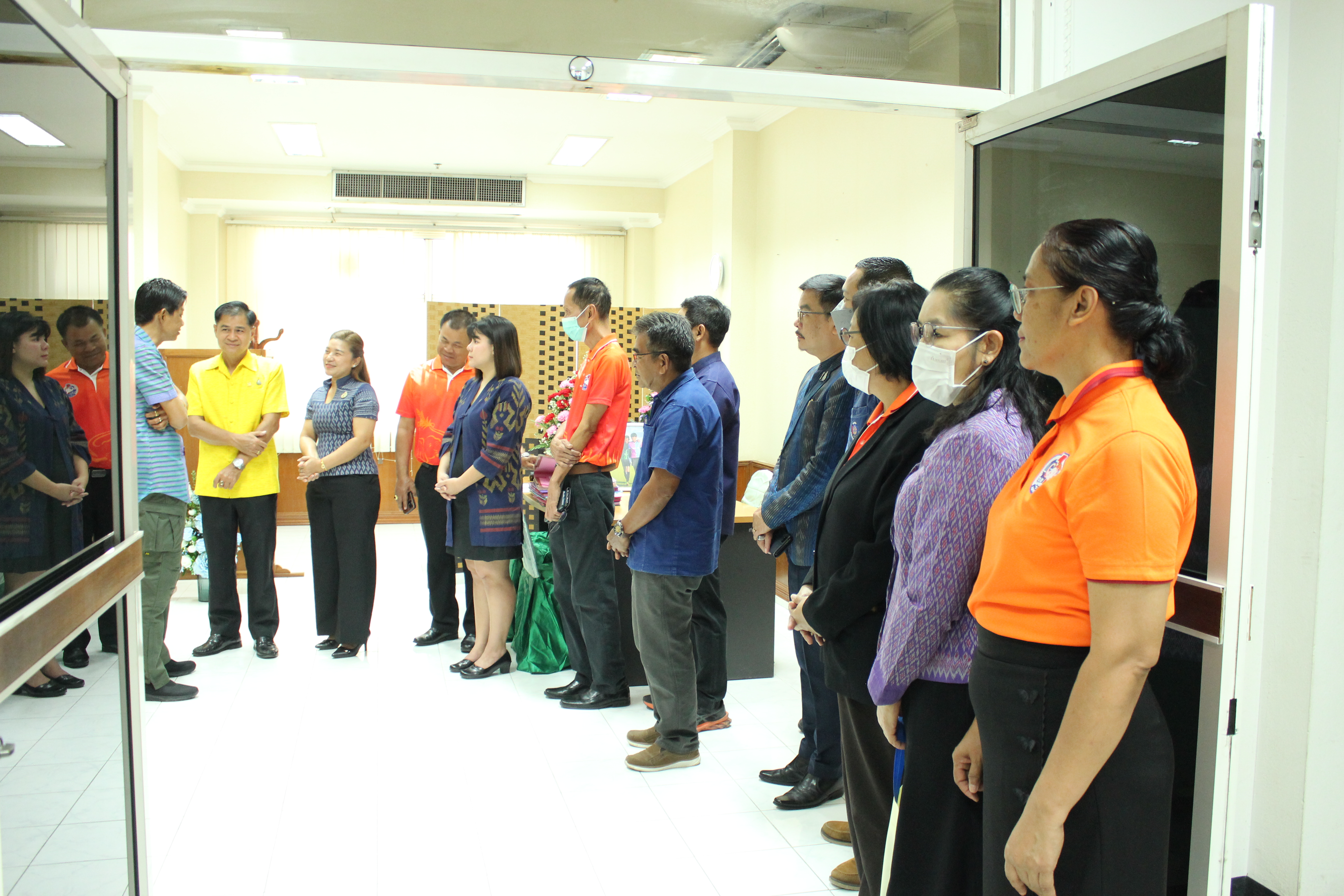 …พช.นครนายก ร่วมสวัสดีปีใหม่ รองพ่อเมืองนครนายก