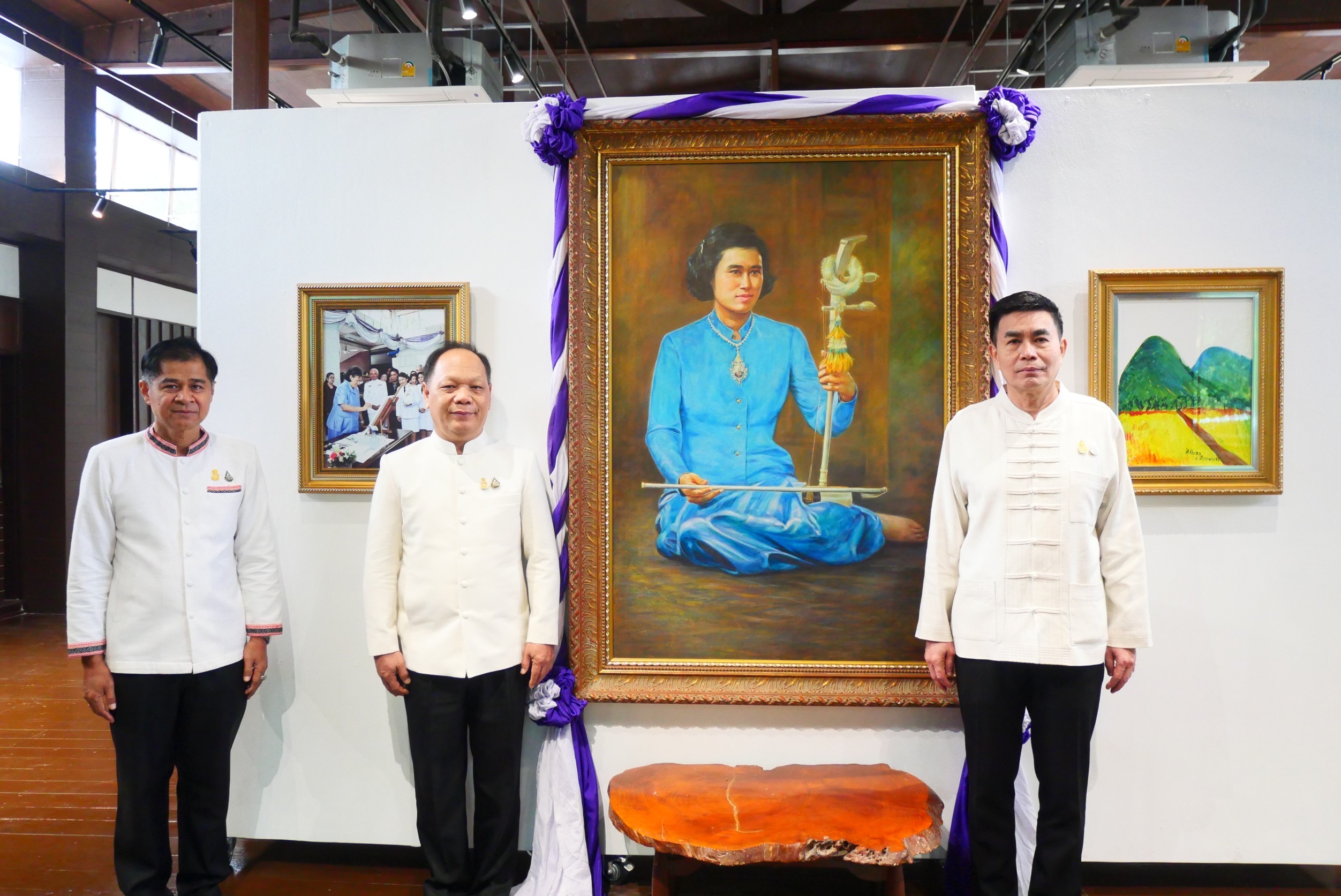 …พช.นครนายก ร่วมพิธีทำบุญอาคารอำนวยการ และหอศิลป์จังหวัดนครนายก ณ ศูนย์ศึกษาและพัฒนาชุมชนนครนายก