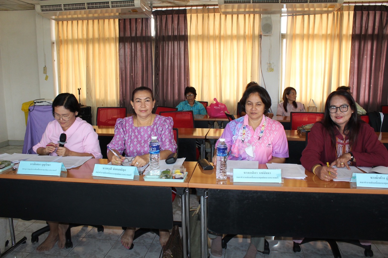 …พช.นครนายก ประชุมคณะทำงานขับเคลื่อนกองทุนพัฒนาบทบาทสตรีจังหวัดนครนายก ครั้งที่ 1/2567