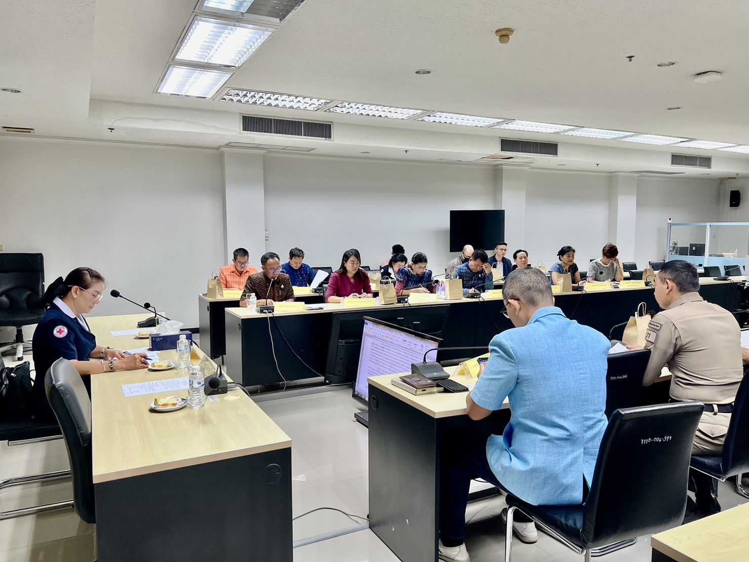 …พช.ร่วมประชุมเพื่อซักซ้อมการดำเนินการ “จัดงานวันรวมน้ำใจสู่กาชาดจังหวัดนครนายก” ประจำปี 2567