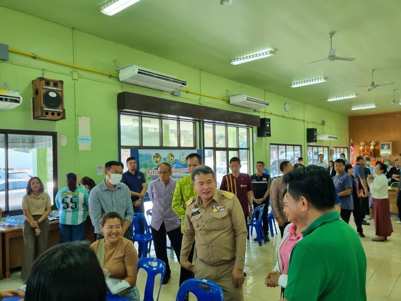 …พช.นครนายก ร่วม Kick Off “ตลาดนัดแก้หนี้” เปิดพื้นที่ให้ลูกหนี้-เจ้าหนี้-สถาบันการเงิน ไกล่เกลี่ย เจรจา แก้ปัญหาหนี้นอกระบบ