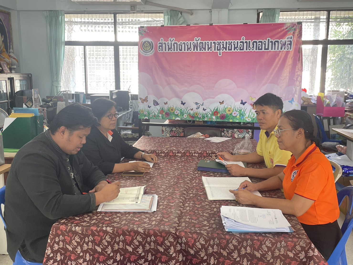 …พช.นครนายก ร่วมติดตามความคืบหน้าโครงการจัดทำสารสนเทศตำบลต้นแบบเพื่อพัฒนาคุณภาพชีวิต ตำบลโคกกรวด อำเภอปากพลี