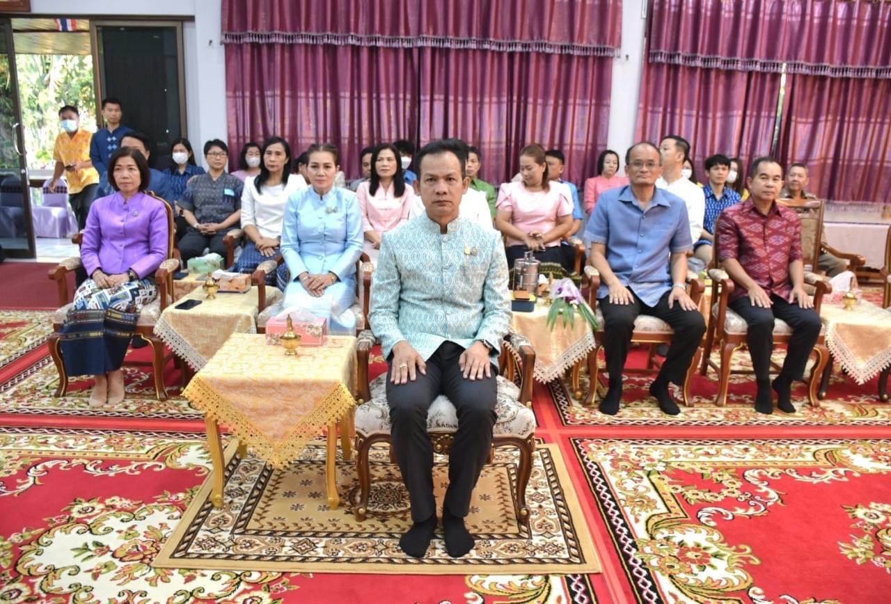 …พช.นครนายก ร่วมหิ้วปิ่นโตเข้าวัด ศรัทธาอิ่มบุญ เกื้อหนุนพระศาสนา รักษาสิ่งแวดล้อม