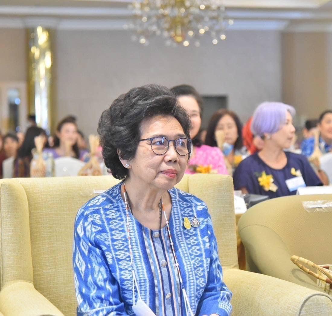 …พช.นครนายก ร่วมประชุมสมาคมแม่บ้านมหาดไทยสัญจร ครั้งที่ 1 พื้นที่ภาคกลางและภาคตะวันออก ภายใต้โครงการอบรมเพิ่มประสิทธิภาพผู้นำในการเสริมสร้างบทบาทของหมู่บ้านสู่การพัฒนาประเทศอย่างยั่งยืน ประจำปีงบประมาณ พ.ศ. 2567