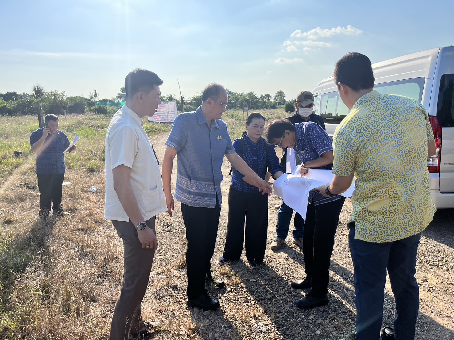 … พช.นครนายก ร่วมสำรวจพื้นที่โครงการพัฒนาแหล่งน้ำ (แก้มลิง) แบบอารยเกษตร ตามแนวพระราชดำริ