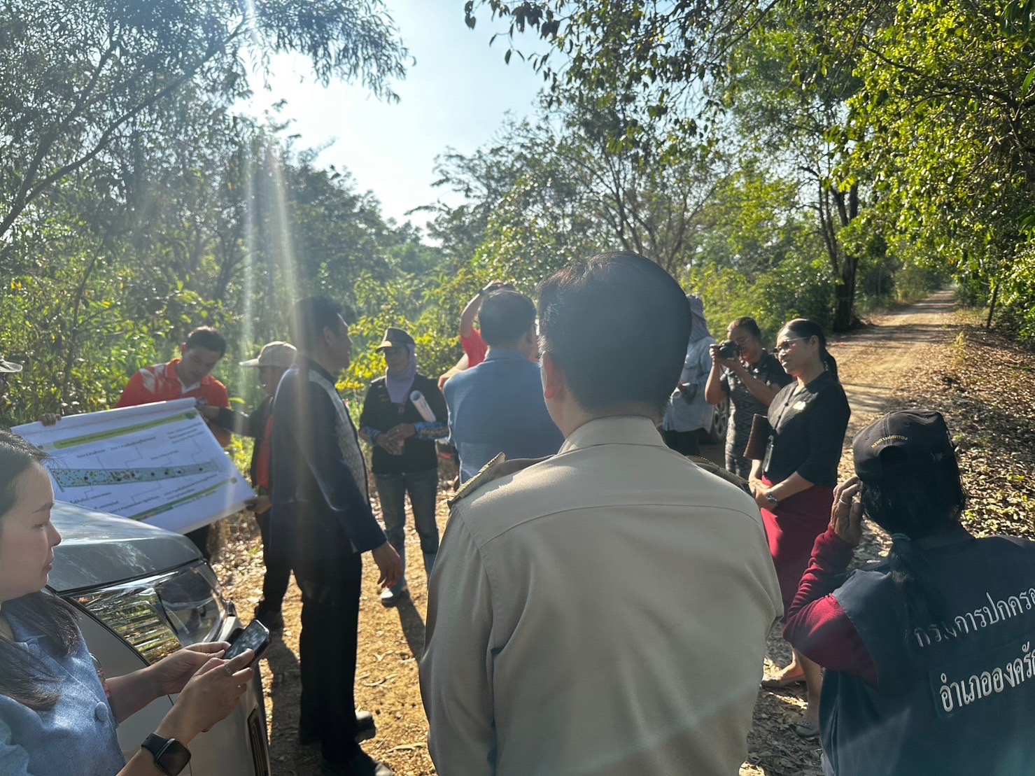 …พช.นครนายก ร่วมสำรวจพื้นที่การพัฒนาแหล่งน้ำ(แก้มลิง) แบบอารยเกษตร ตามแนวพระราชดำริ