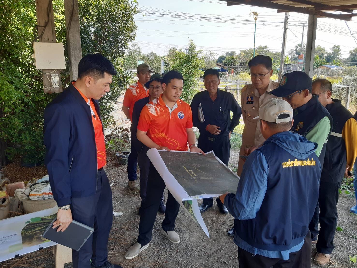 …พช.นครนายก ร่วมสำรวจพื้นที่การพัฒนาแหล่งน้ำ(แก้มลิง) แบบอารยเกษตร ตามแนวพระราชดำริ