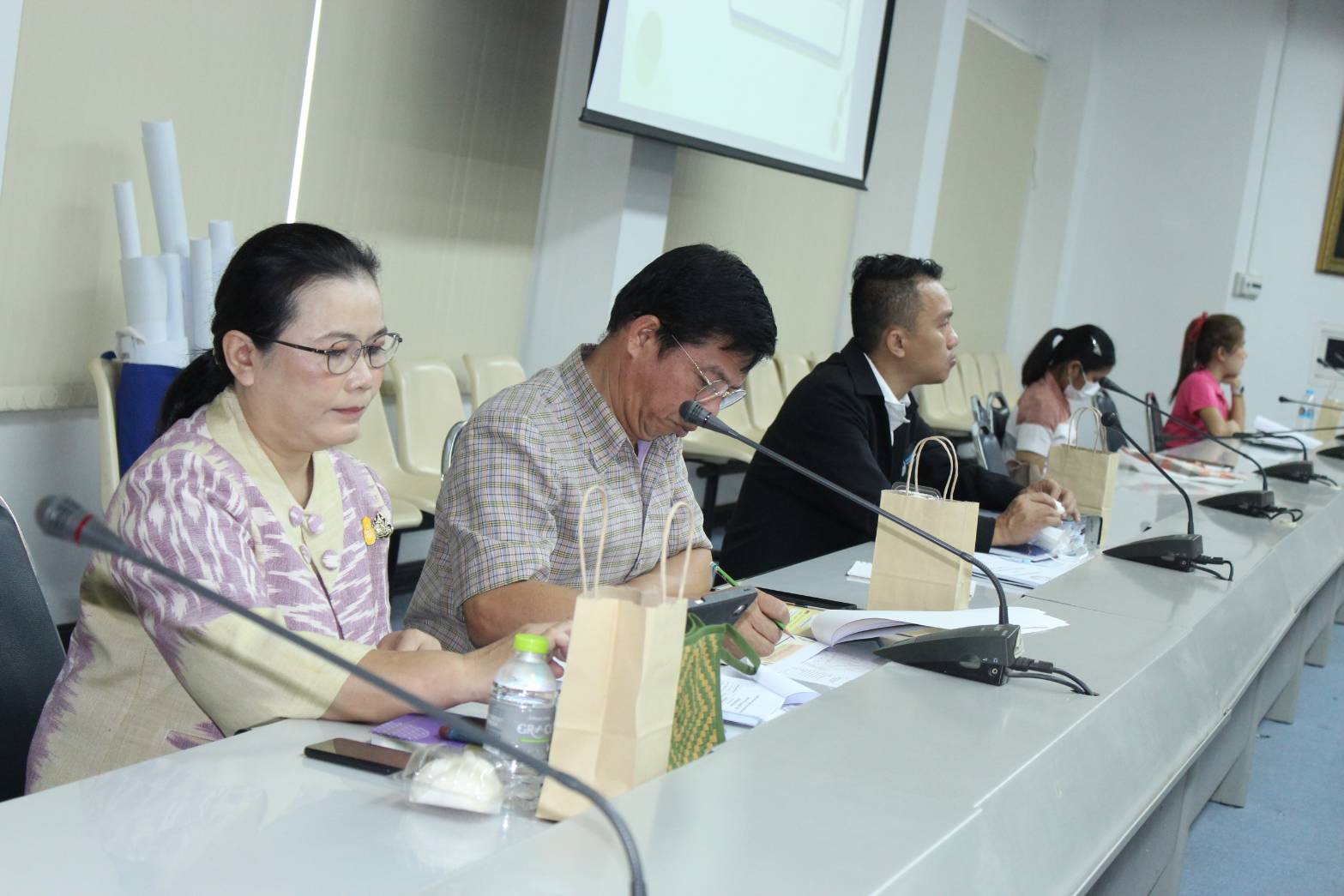 …พช.นครนายก ร่วมประชุมการตรวจราชการของผู้ตรวจราชการกระทรวงมหาดไทย เขตตรวจราชการที่ 9