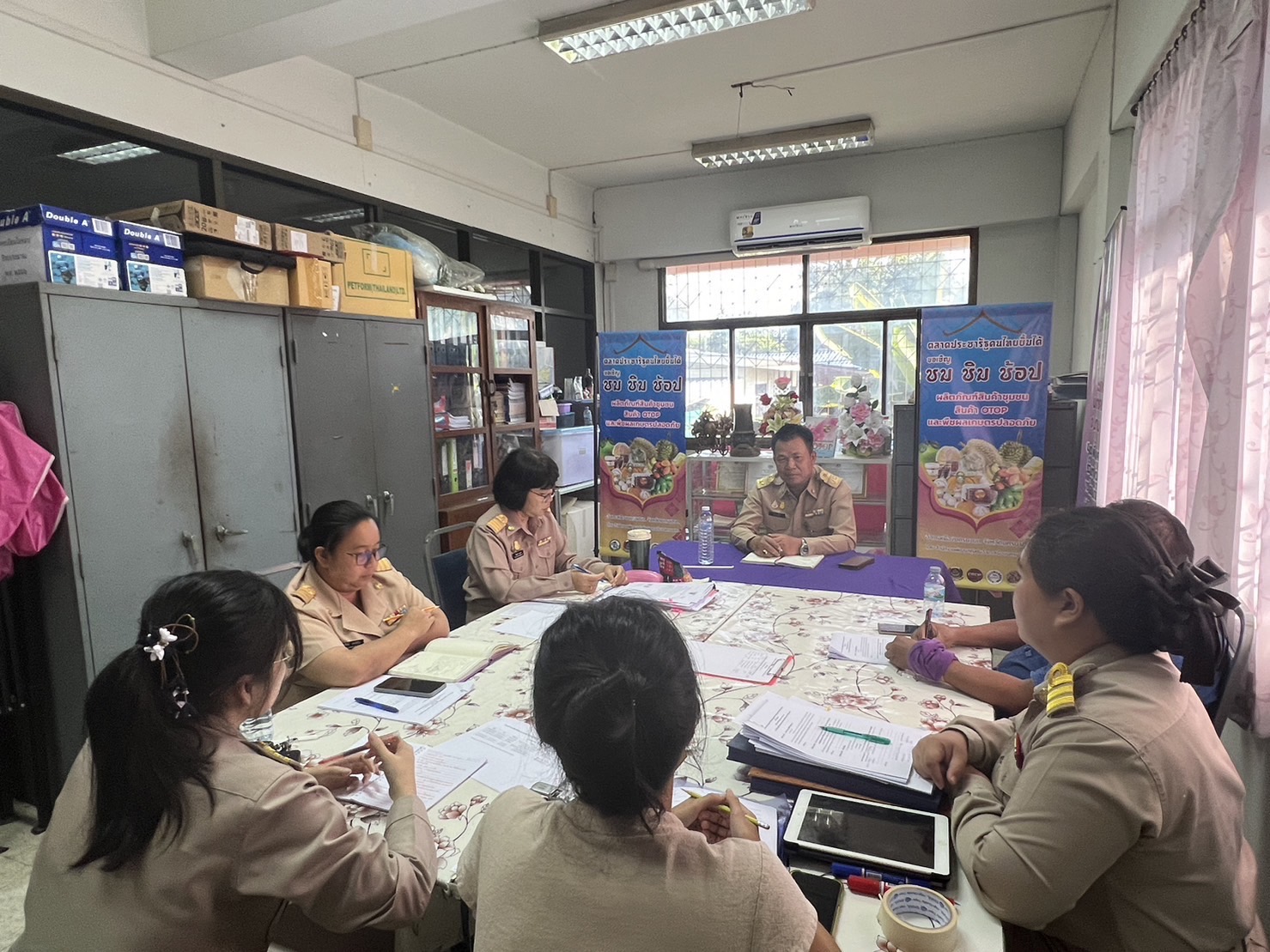 …พจ.นครนายก มอบแนวทางการดำเนินงานแก่เจ้าหน้าที่สำนักงานพัฒนาชุมชนอำเภอ