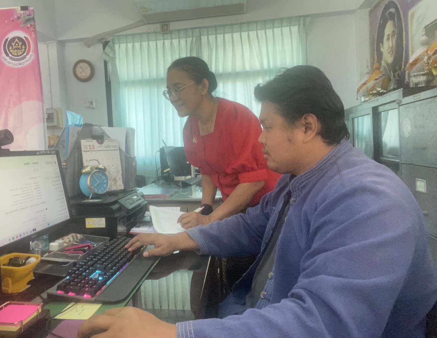 …พช.นครนายก ดำเนินการสำรวจข้อมูลเครื่องคอมพิวเตอร์และข้อมูลตรวจสอบสิทธิ์ผู้ใช้งานอินเทอร์เน็ต ประจำปี พ.ศ. 2567 อำเภอปากพลี