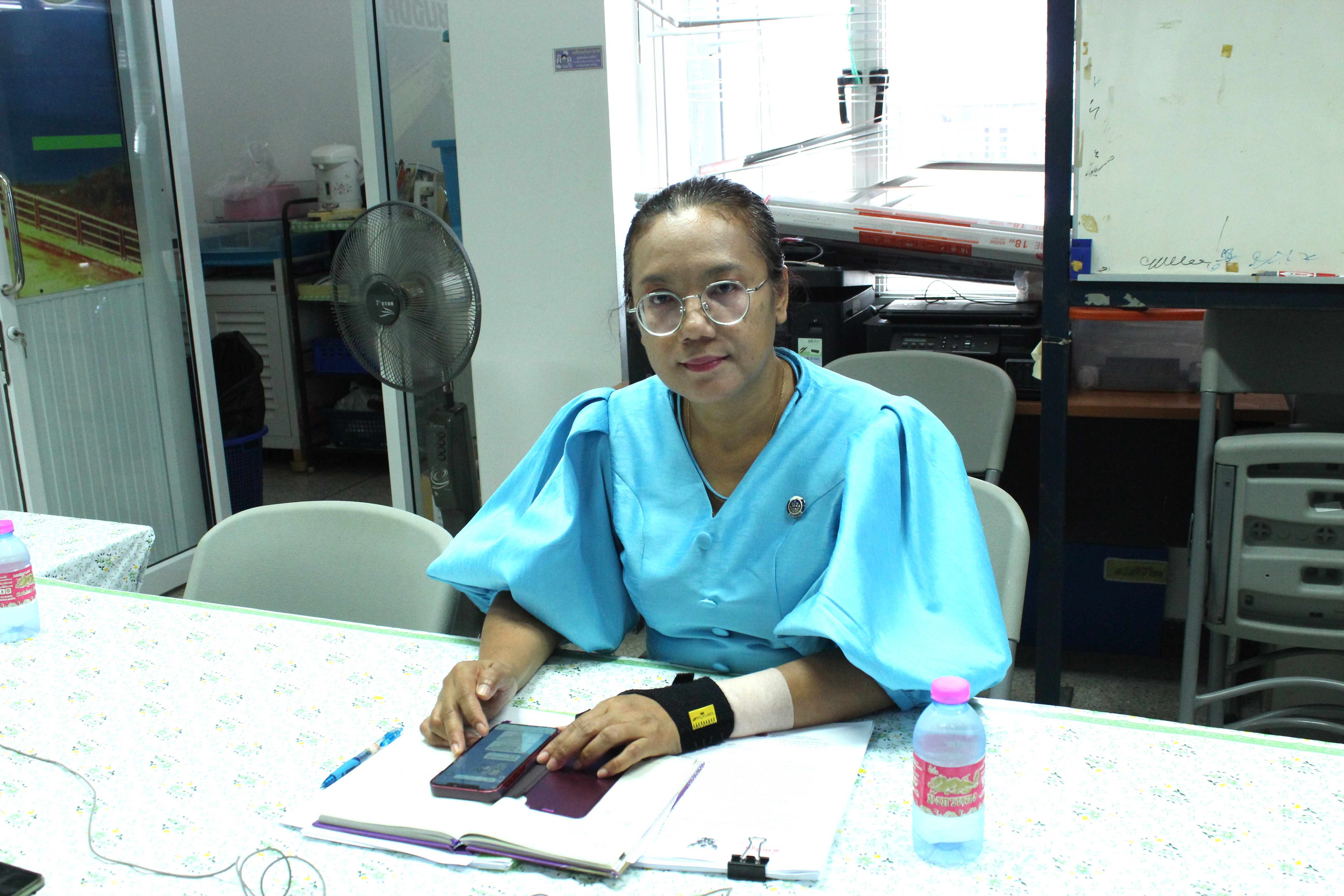 …พช.นครนายก ร่วมฟังการประชุมชี้แจงแนวทางการดำเนินงานหมู่บ้านป้องกันและแก้ไขปัญหายาเสพติด โดยกองทุนแม่ของแผ่นดิน ตามนโยบายกระทรวงมหาดไทย