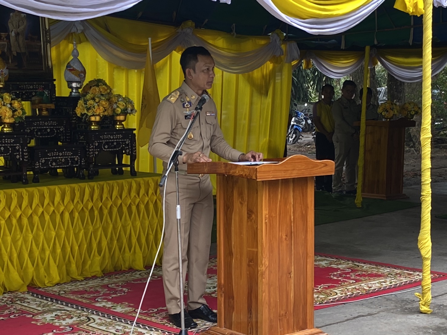 …พช.นครนายกร่วมโครงการ “หน่วยบำบัดทุกข์ บำรุงสุข สร้างรอยยิ้มและความปรองดองสมานฉันท์ให้ประชาชน จังหวัดนครนายก”