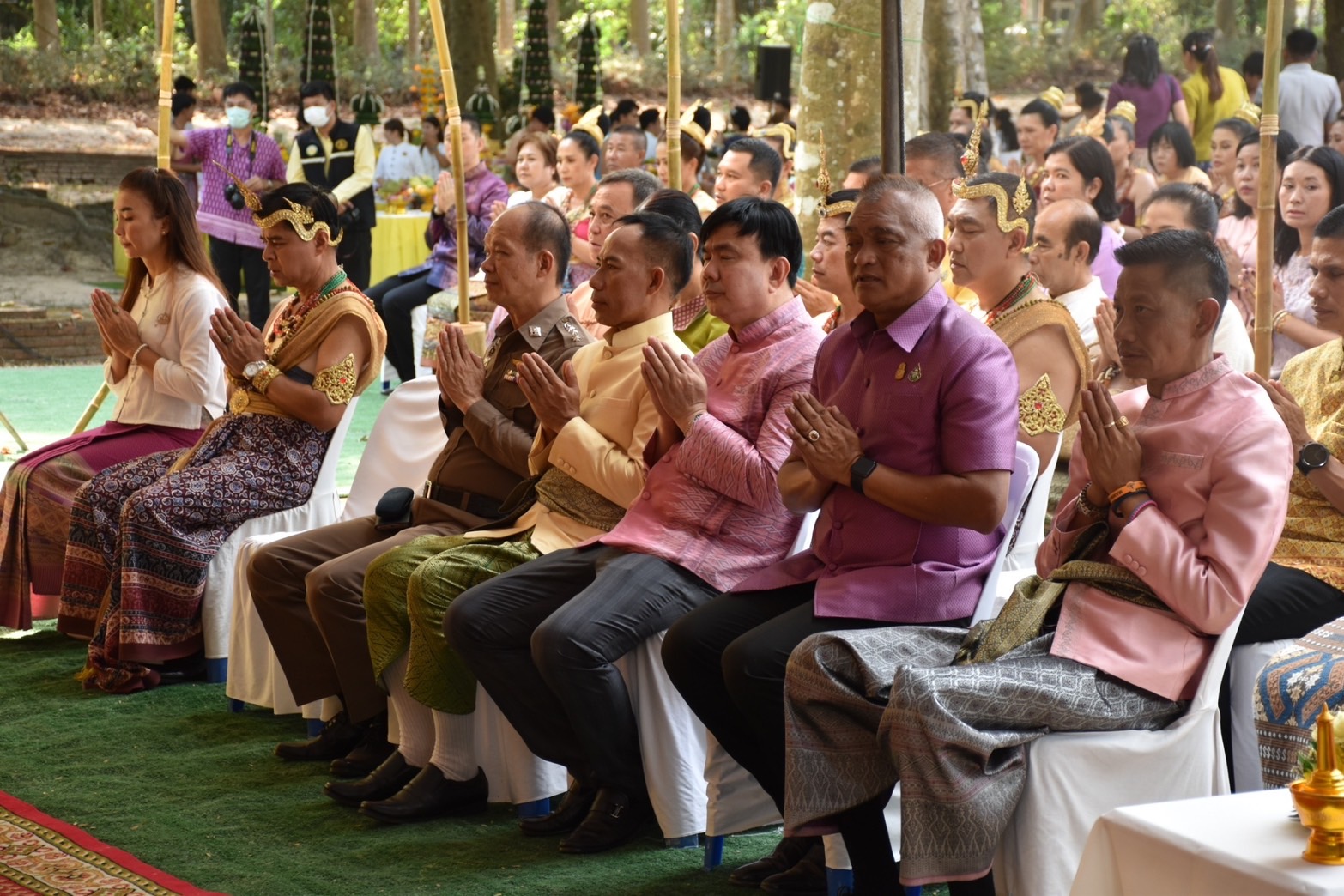…พช.นครนายก ร่วมกิจกรรมสืบสานประเพณีและพิธีทำบุญเมืองโบราณดงละคร จังหวัดนครนายก ประจำปี พ.ศ. 2567
