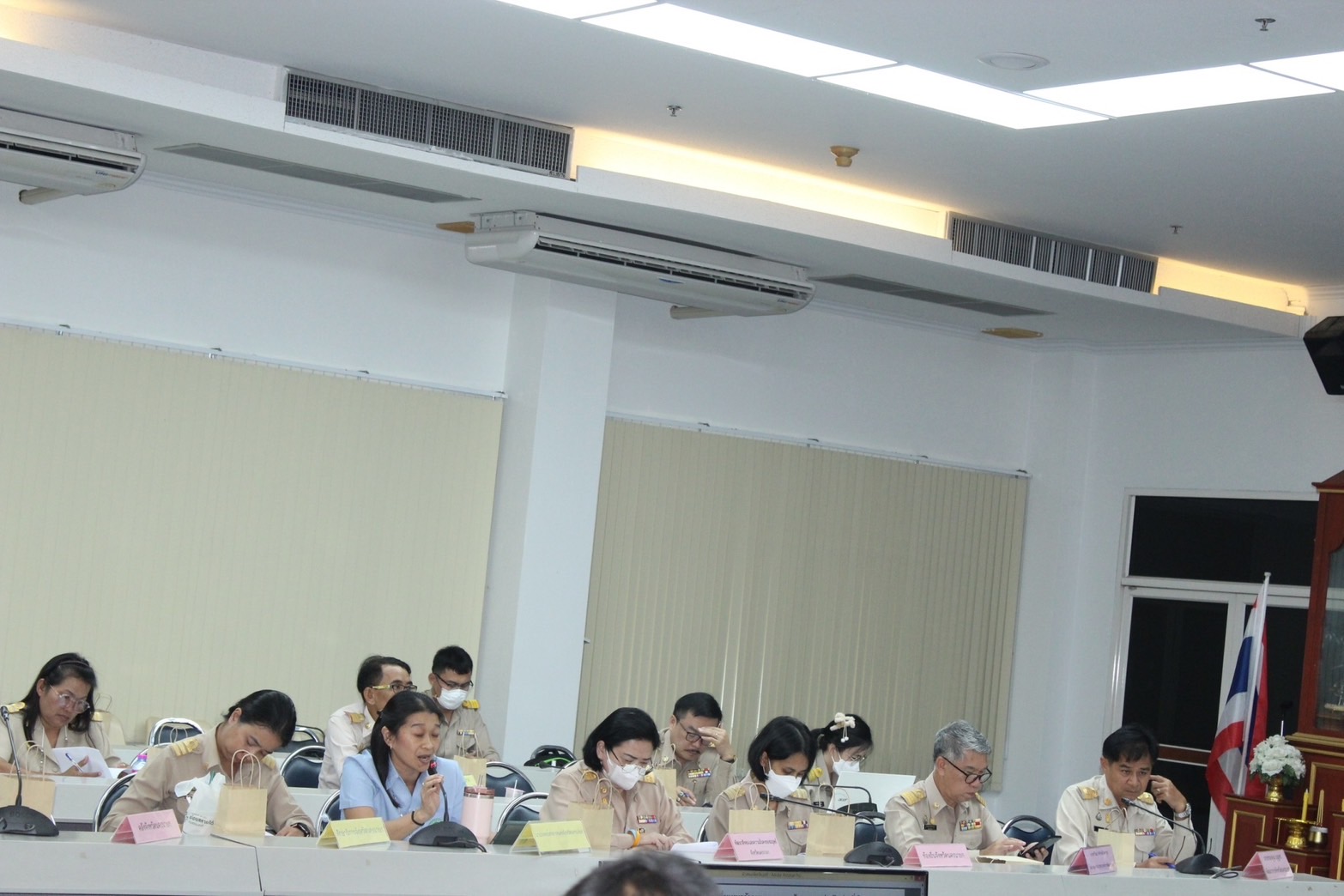 …พช.นครนายก จัดประชุมคณะกรรมการบริหารศูนย์อำนวยการขจัดความยากจนและพัฒนาคนทุกช่วงวัยอย่างยั่งยืน ตามหลักปรัชญาของเศรษฐกิจพอเพียงจังหวัด (คจพ.จ.) จังหวัดนครนายก