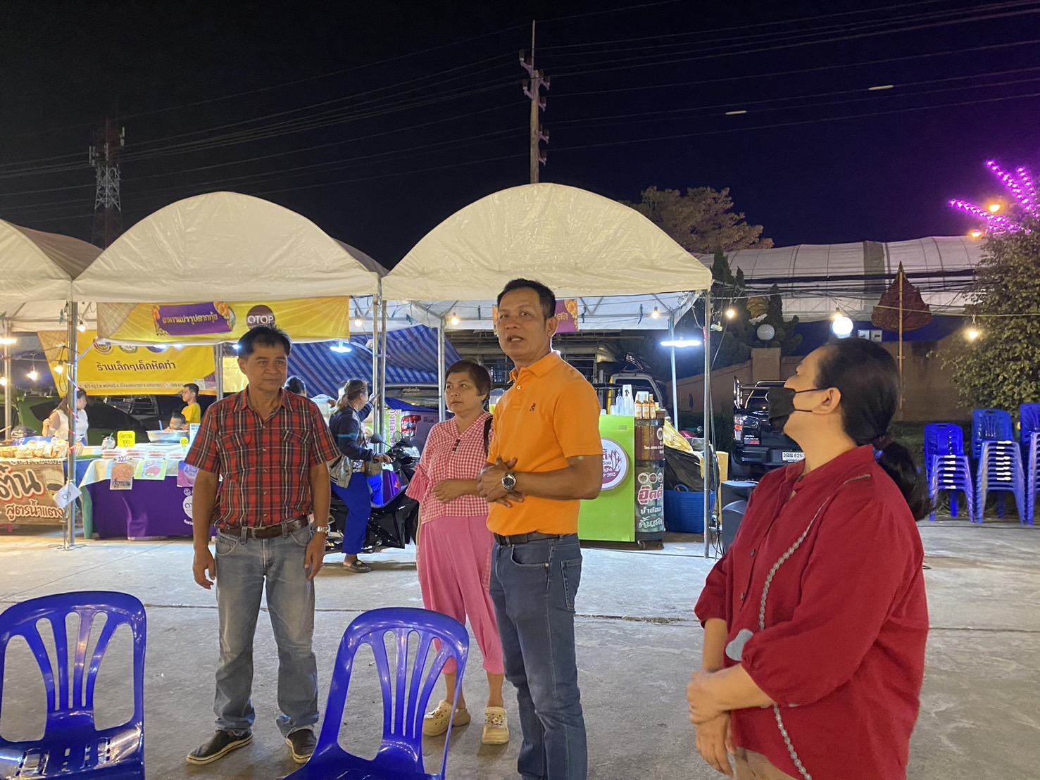 …พ่อเมืองนครนายก เยี่ยมชมและให้กำลังใจผู้ผลิต ผู้ประกอบการ OTOP