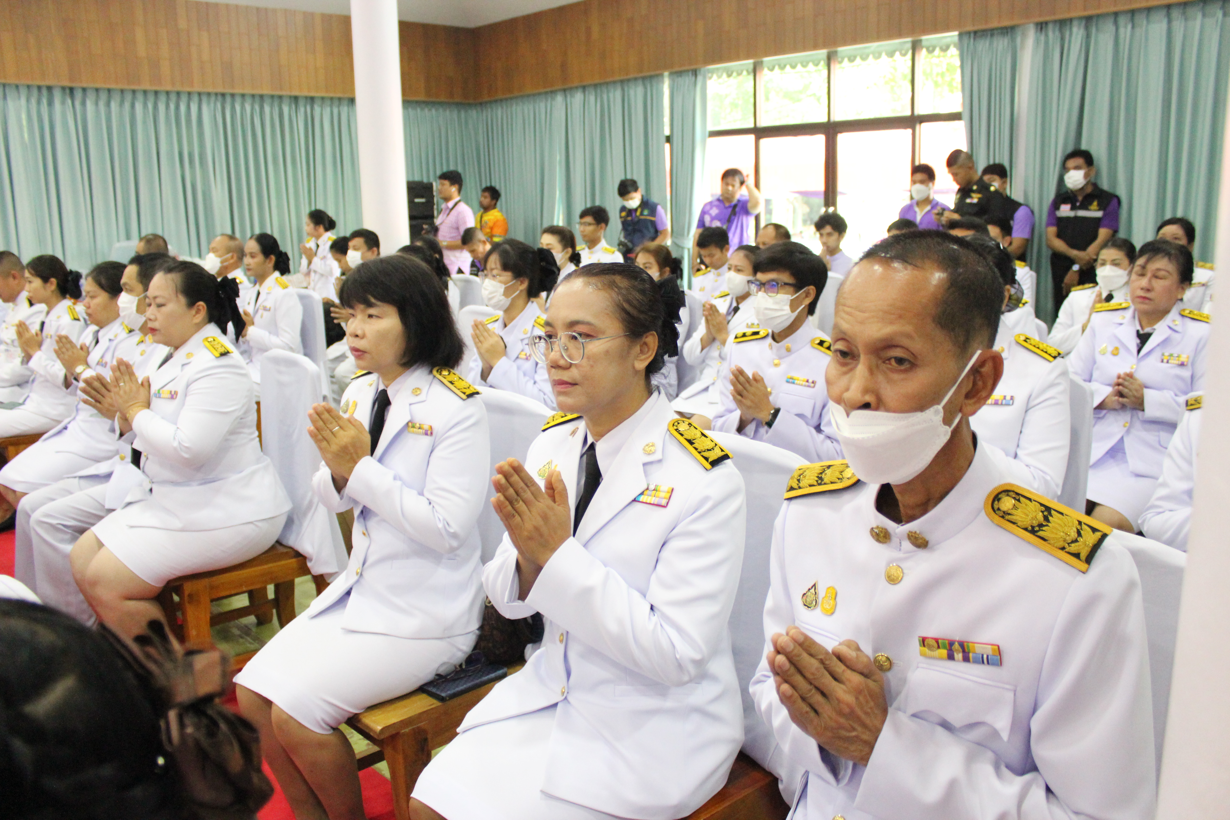 …พช.นครนายก ร่วมพิธีพระพุทธมนต์และทำบุญตักบาตรเพื่อถวายเป็นพระราชกุศลแด่ สมเด็จพระกนิษฐาธิราชเจ้า กรมสมเด็จพระเทพรัตนราชสุดาฯ สยามบรมราชกุมารี เนื่องในโอกาสวันคล้ายวันพระราชสมภพ 2 เมษายน 2567 จังหวัดนครนายก