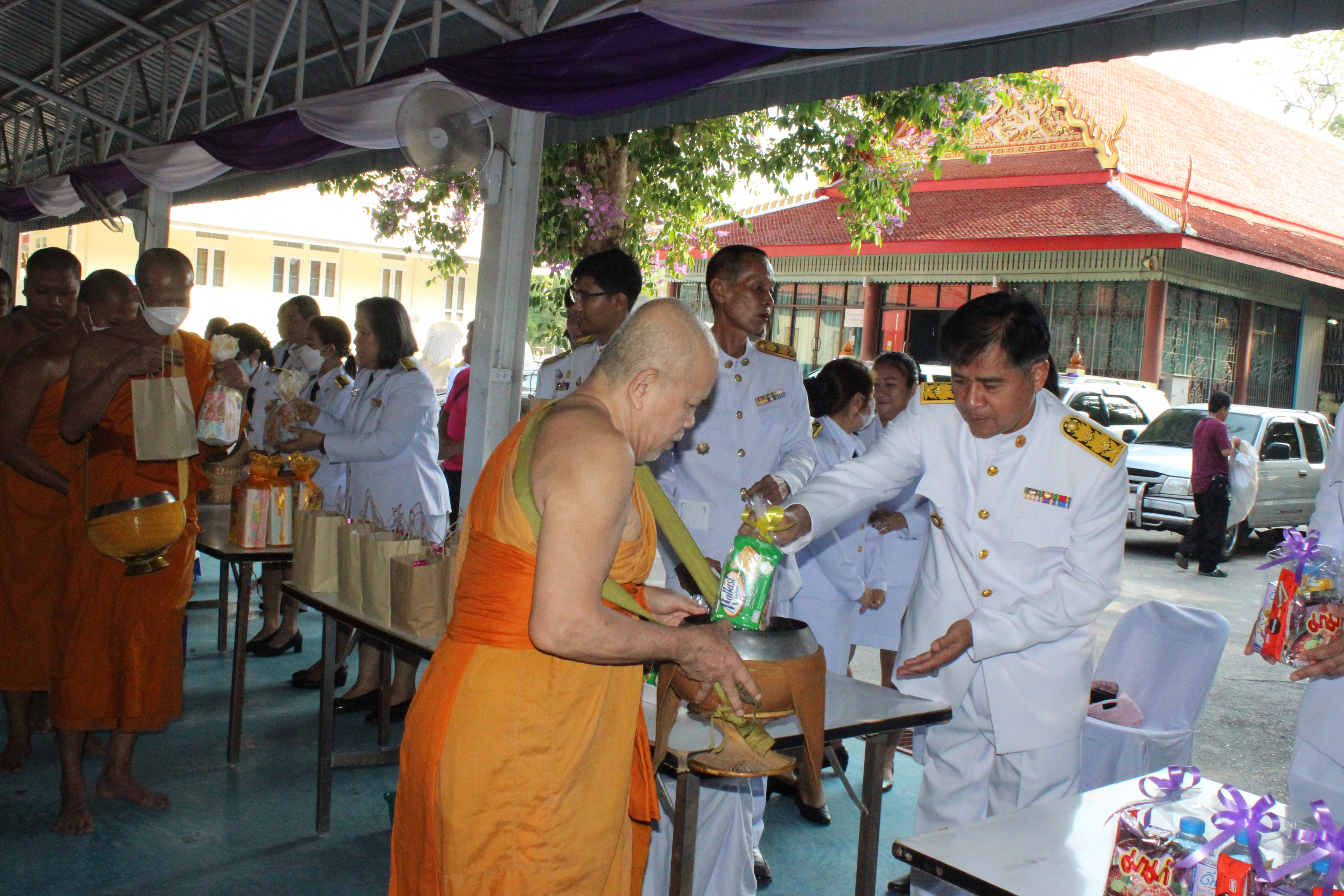 …พช.นครนายก ร่วมพิธีพระพุทธมนต์และทำบุญตักบาตรเพื่อถวายเป็นพระราชกุศลแด่ สมเด็จพระกนิษฐาธิราชเจ้า กรมสมเด็จพระเทพรัตนราชสุดาฯ สยามบรมราชกุมารี เนื่องในโอกาสวันคล้ายวันพระราชสมภพ 2 เมษายน 2567 จังหวัดนครนายก