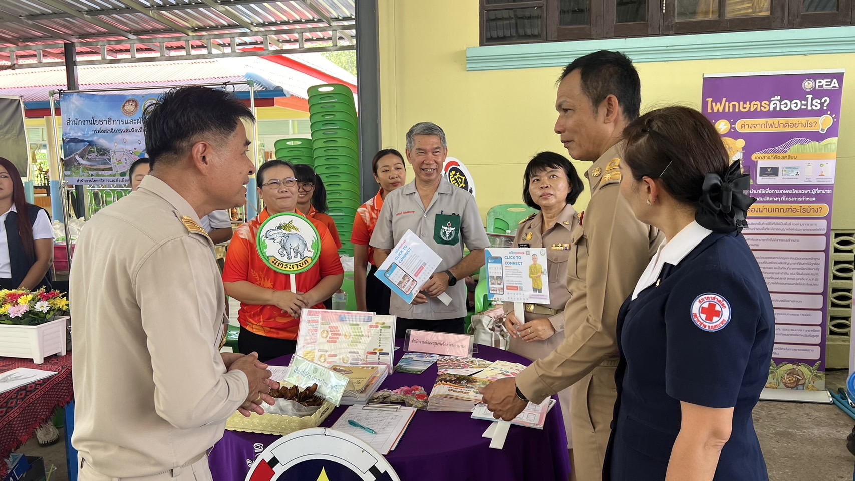 …พ่อเมืองนครนายก เดินหน้าประชาสัมพันธ์ส่งเสริมการใช้ประโยชน์แพลตฟอร์ม “บริการแอปพลิเคชั่น Click ชุมชน” เรียน รู้ ดู เที่ยว ทั่วไทย แอพเดียวจบ ครบเรื่องชุมชน