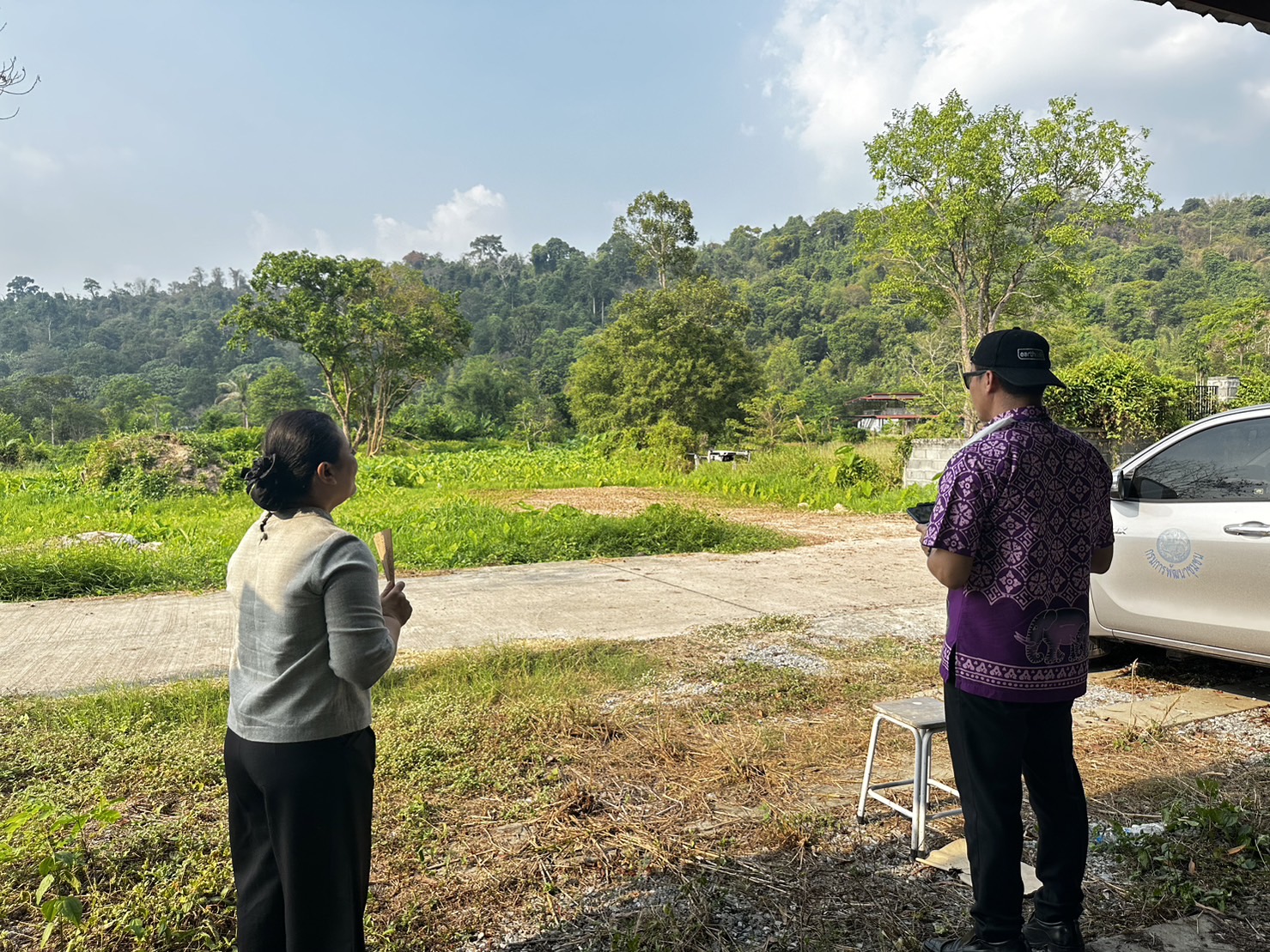 …พช.นครนายก ลงพื้นที่เตรียมความพร้อมโครงการบ้านห่วงใยจากใจ GLO ประจำปี 2566