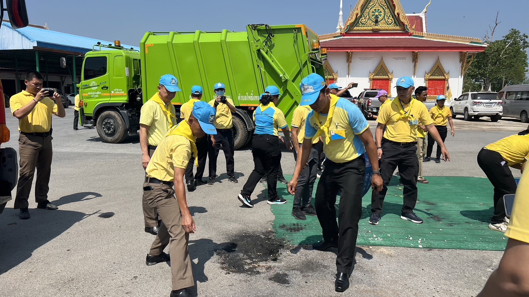 …พช.นครนายก : ร่วมกิจกรรมจิตอาสาพัฒนา เนื่องในวันคล้ายวันสวรรคต สมเด็จพระนเรศวรมหาราช ประจำปี 2567