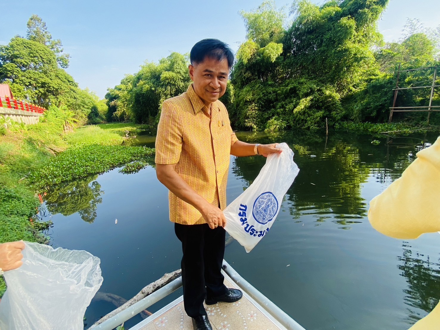 …พช.นครนายก ร่วมกิจกรรมและมอบหมายภารกิจหน้าที่เตรียมการจัดกิจกรรมผู้ว่าฯ พาแต่งกายผ้าไทย หิ้วปิ่นโตเข้าวัด ศรัทธาอิ่มบุญ เกื้อหนุนพระพุทธศาสนา รักษาสิ่งแวดล้อม จังหวัดนครนายก ประจำปีงบประมาณ พ.ศ. 2567