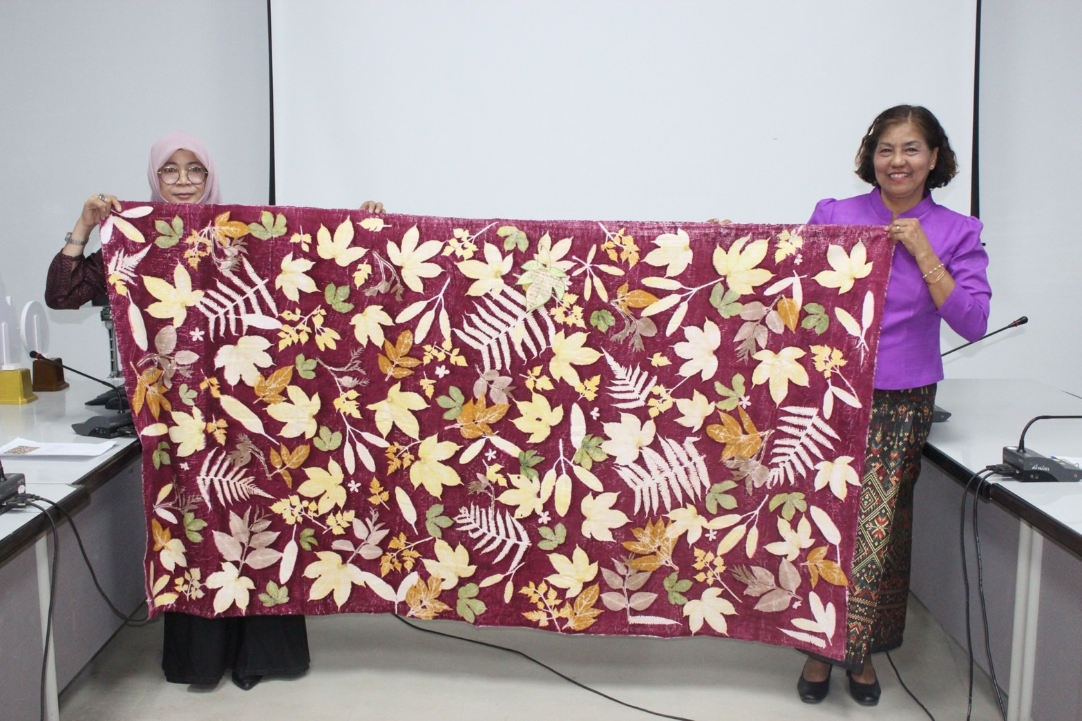 …จังหวัดนครนายก จัดการประกวดสุดยอดผ้าจังหวัดนครนายก ประจำปี 2567