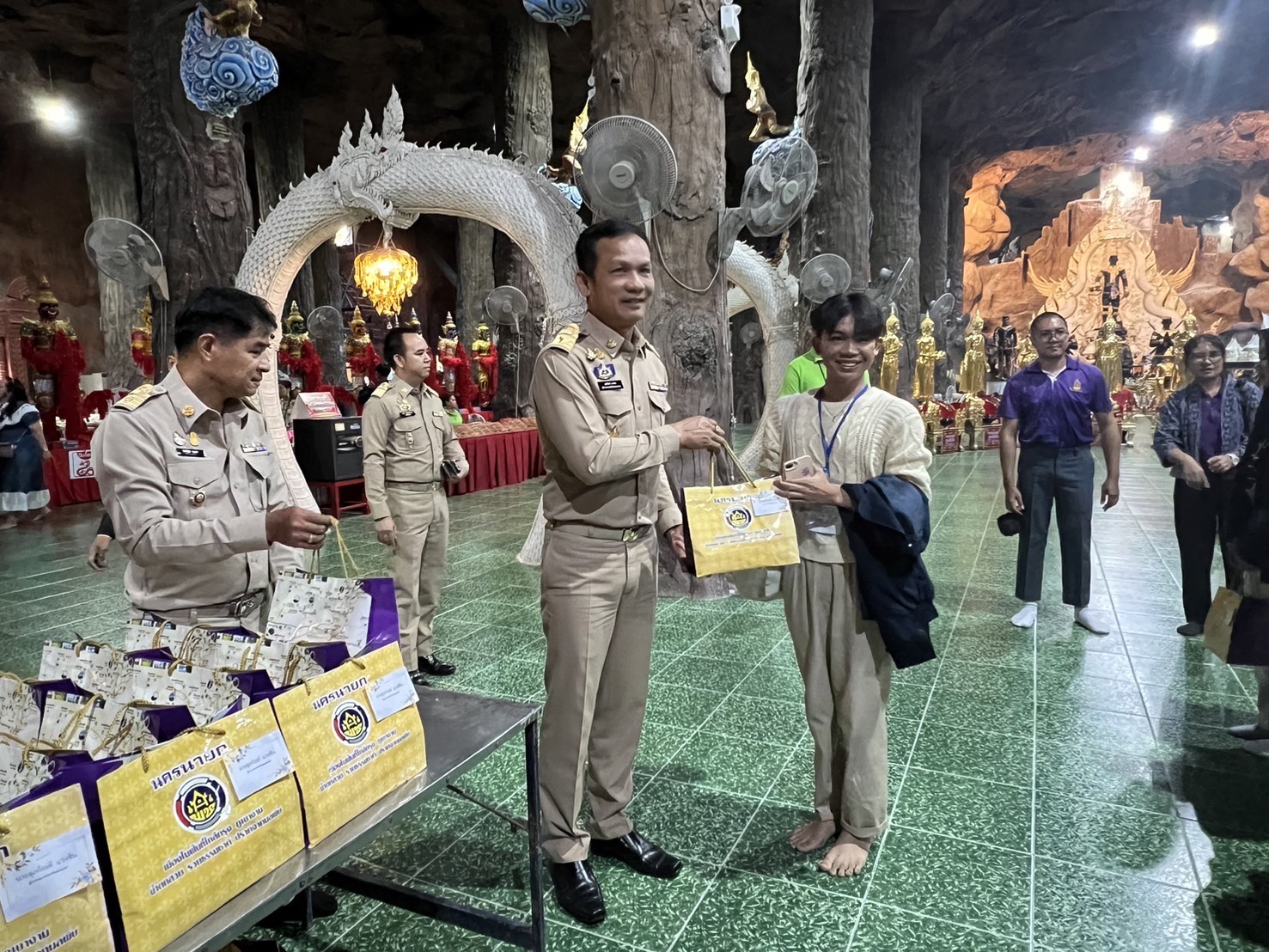 พช.นครนายก ร่วมกิจกรรมทัศนศึกษา ของคณะเยาวชนในโครงการ “สานใจไทย สู่ใจใต้” รุ่นที่ 42