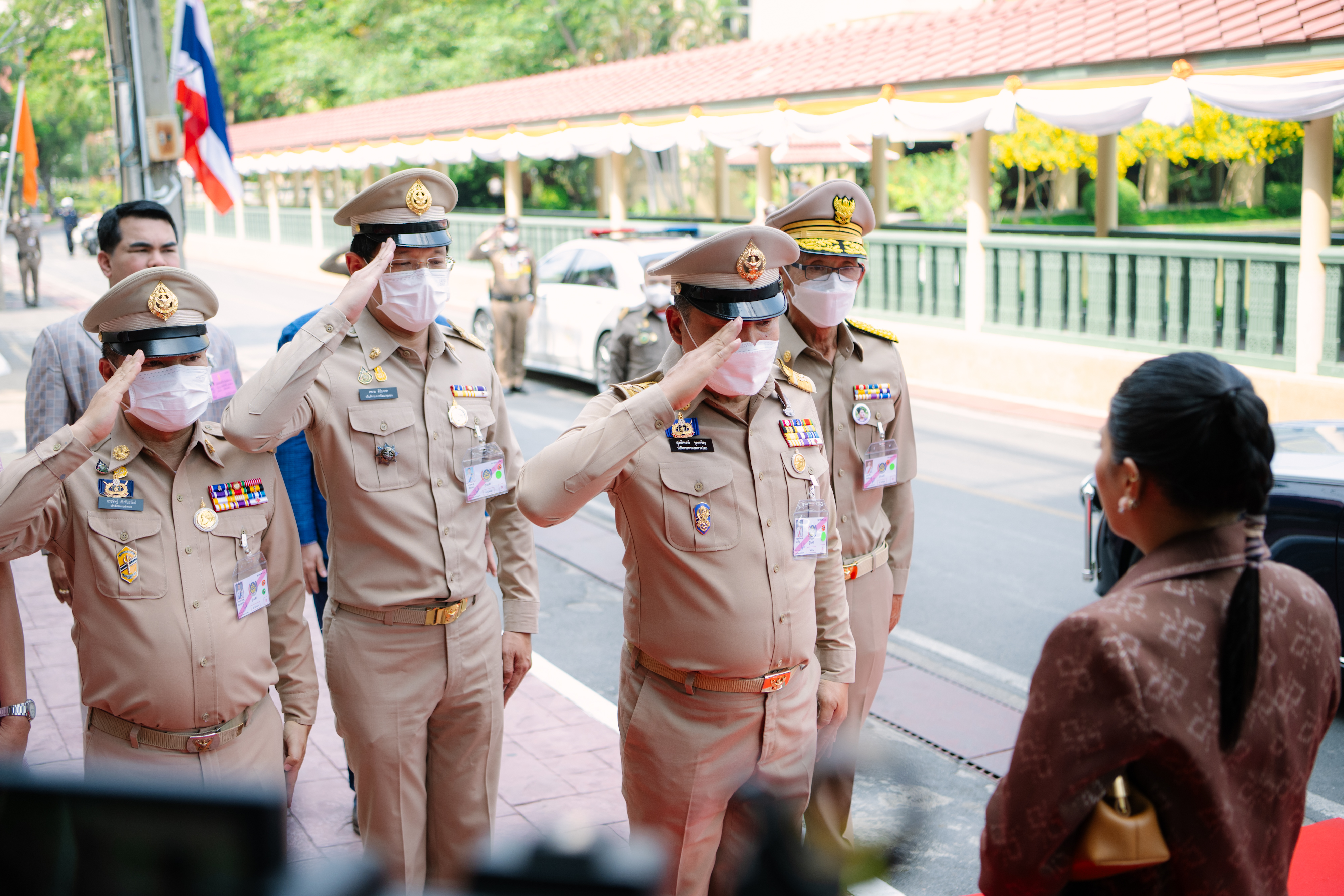 📣📣จังหวัดนครนายก ร่วมรับเสด็จสมเด็จพระเจ้าลูกเธอ เจ้าฟ้าสิริวัณณวรี นารีรัตนราชกัญญา เสด็จไปทอดพระเนตรนิทรรศการผลิตภัณฑ์ผ้าไทยและงานหัตถกรรมชุมชนภาคกลาง และพระราชทานคำแนะนำในการพัฒนาผลิตภัณฑ์ให้แก่ผู้ผลิต ผู้ประกอบการผ้าและงานหัตถกรรมพื้นที่ภาคกลาง เพื่อสร้างงาน สร้างอาชีพ สร้างรายได้ สร้างโอกาส ให้มีคุณภาพชีวิตที่ดีอย่างยั่งยืน