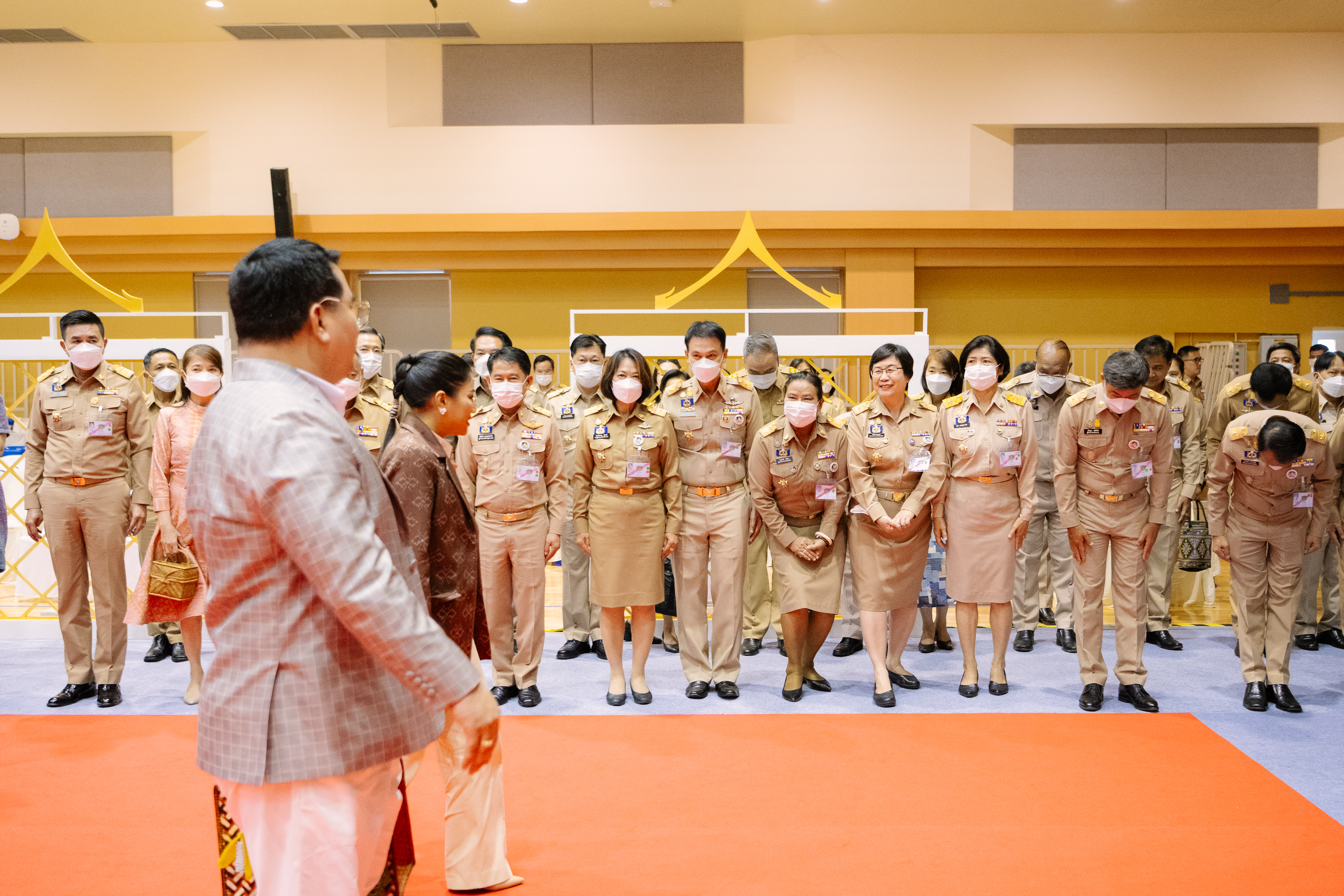 📣📣จังหวัดนครนายก ร่วมรับเสด็จสมเด็จพระเจ้าลูกเธอ เจ้าฟ้าสิริวัณณวรี นารีรัตนราชกัญญา เสด็จไปทอดพระเนตรนิทรรศการผลิตภัณฑ์ผ้าไทยและงานหัตถกรรมชุมชนภาคกลาง และพระราชทานคำแนะนำในการพัฒนาผลิตภัณฑ์ให้แก่ผู้ผลิต ผู้ประกอบการผ้าและงานหัตถกรรมพื้นที่ภาคกลาง เพื่อสร้างงาน สร้างอาชีพ สร้างรายได้ สร้างโอกาส ให้มีคุณภาพชีวิตที่ดีอย่างยั่งยืน