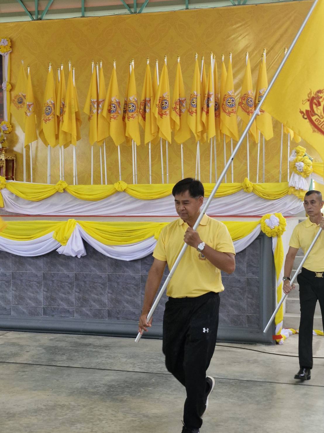 …พช.นครนายก ร่วมกิจกรรมรับธงตราสัญลักษณ์