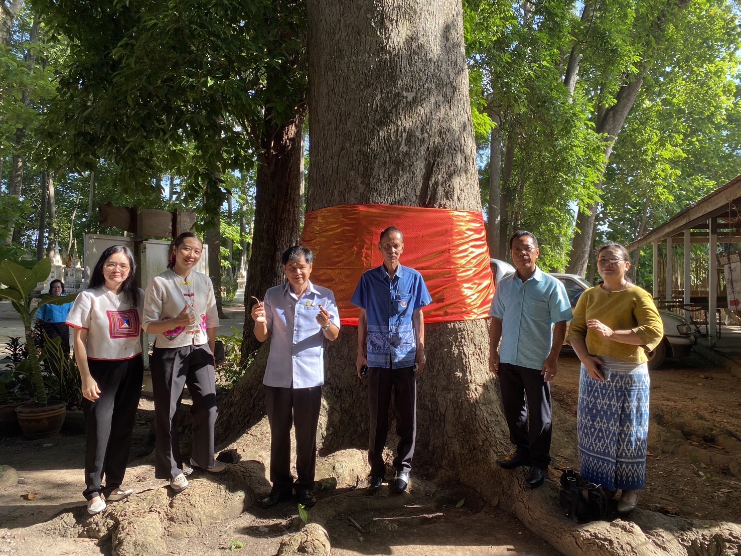 …พช.นครนายก ร่วมกิจกรรมผู้ว่าฯ พาแต่งกายผ้าไทย หิ้วปิ่นโตเข้าวัด ศรัทธาอิ่มบุญ เกื้อหนุนพระพุทธศาสนา รักษาสิ่งแวดล้อม จังหวัดนครนายก ประจำปีงบประมาณ พ.ศ. 2567