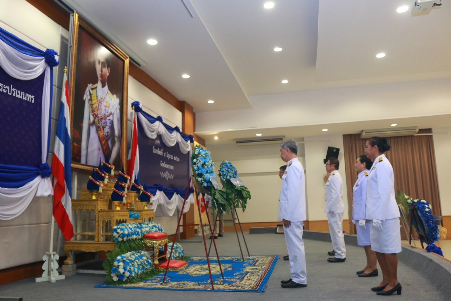 …พช.นครนายก ร่วมงานรัฐพิธี “วันที่ระลึกคล้ายวันสวรรคตพระบาทสมเด็จพระปรมินทรมหาอานันทมหิดล พระอัฐมรามาธิบดินทร” ประจำปี 2567